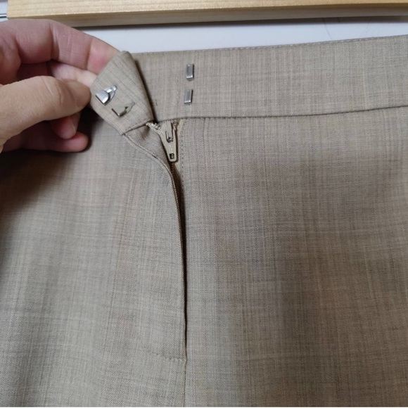 Lafayette 148 Pants Womens size 10 Khaki - Picture 4 of 7